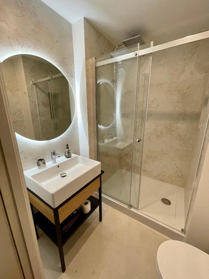 Boutique Apartments - Old Town 120M2 - Private Underground Parking - Wroclaw Bagian luar foto