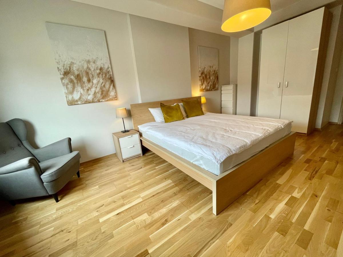 Boutique Apartments - Old Town 120M2 - Private Underground Parking - Wroclaw Bagian luar foto